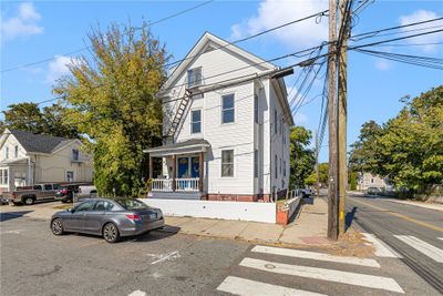 129 Hendrick Street, Home with 5 bedrooms, 3 bathrooms and 6 parking in Providence RI | Image 2