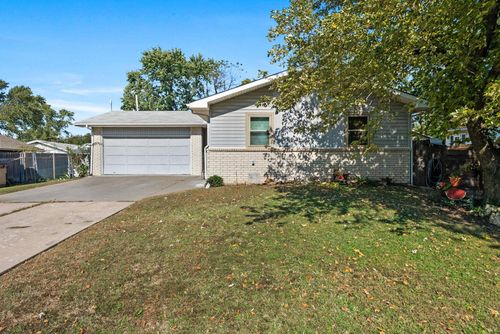 1908 E Evanston St, Park City, KS, 67219-1617 | Card Image