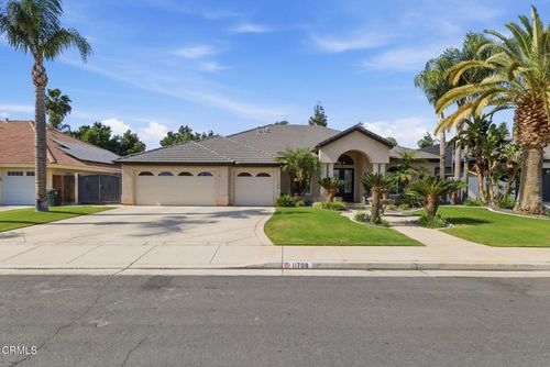 11708 New Hampshire Ave, Bakersfield, CA, 93312-6758 | Card Image