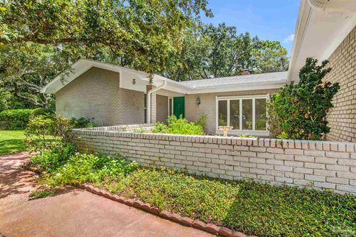 3 Navaho Dr, Pensacola, FL, 32507-8732 | Card Image