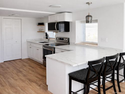 63 Lake Trl, Greenwood Lake, NY, 10925-4238 | Card Image