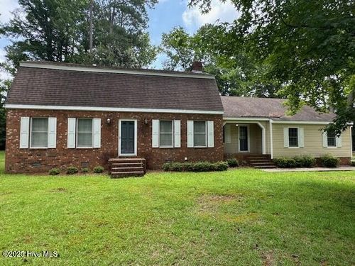 124 Albemarle Drive Rd, Ahoskie, NC, 27910-9573 | Card Image