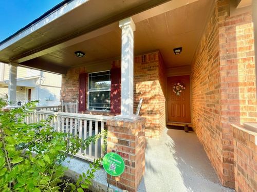 108 Easy St, Hutto, TX, 78634-5345 | Card Image