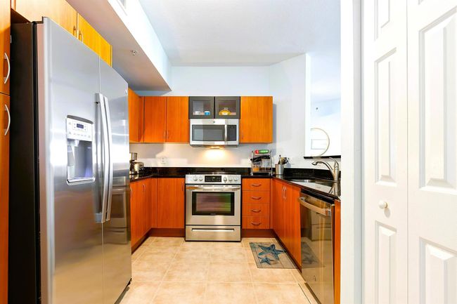 APT-301 - 804 E Windward Way, Condo with 3 bedrooms, 2 bathrooms and null parking in Lantana FL | Image 21