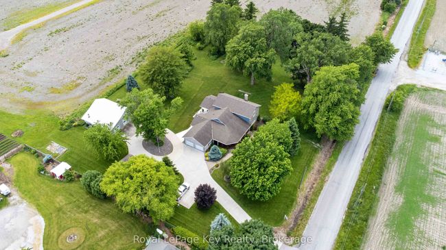 1949 Michigan Line, House other with 3 bedrooms, 3 bathrooms and 6 parking in Sarnia ON | Image 35
