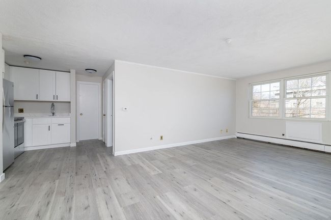 UNIT-10 - 1 Tara Dr, Condo with 1 bedrooms, 1 bathrooms and 1 parking in Weymouth MA | Image 4