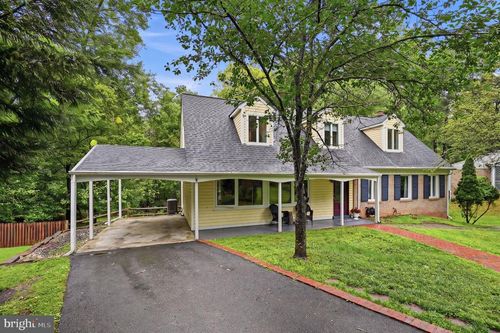 2506 Pinoak Ln, RESTON, VA, 20191-4229 | Card Image