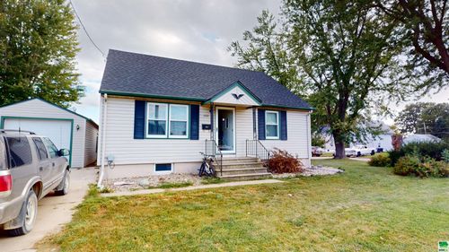 600 E 7th St, Storm Lake, IA, 50588-2238 | Card Image