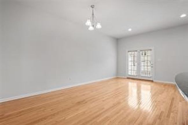 258 Venango Trl, Townhouse with 3 bedrooms, 3 bathrooms and 2 parking in Mars PA | Image 18
