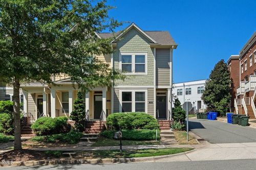 106 Kiley St, Chapel Hill, NC, 27516-6079 | Card Image