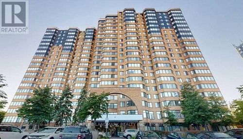106-80 Alton Towers Cir, Scarborough, ON, M1V5E8 | Card Image