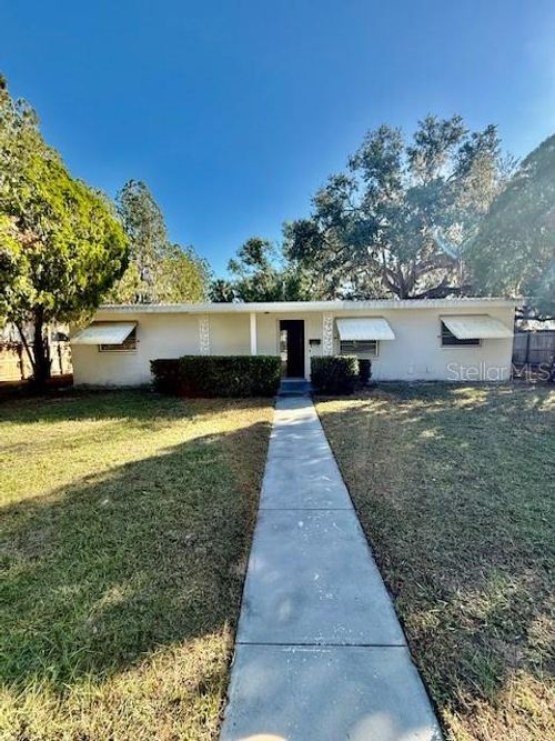 5300 18th St, Zephyrhills, FL, 33542-4611 | Card Image