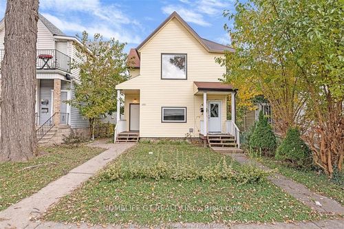 496 Caron Ave, Windsor, ON, N9A5B4 | Card Image