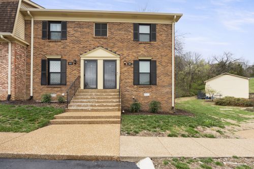 741 Fox Ridge Dr, Brentwood, TN, 37027-3905 | Card Image