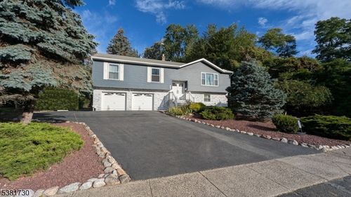 280 Grove Ave, Verona, NJ, 07044-1707 | Card Image