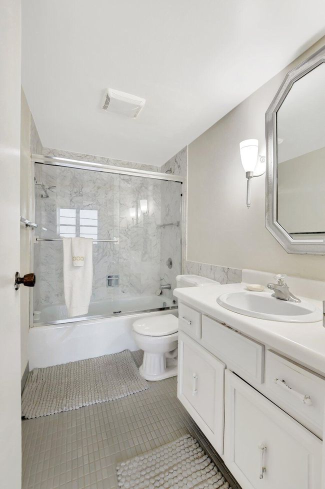 APT-1406W - 2121 N Ocean Blvd, Condo with 2 bedrooms, 2 bathrooms and null parking in Boca Raton FL | Image 22