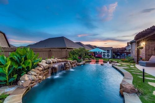 462 Wintergreen Dr, Waxahachie, TX, 75165-5321 | Card Image