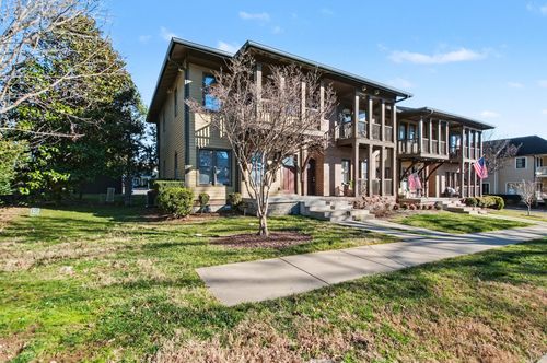 206 36th Ave N, Nashville, TN, 37209-4801 | Card Image