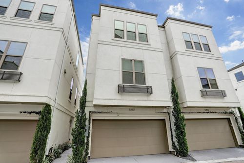5457 Larkin St, Houston, TX, 77007-1803 | Card Image