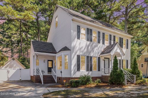 2112 Burnside Dr Nw, Wilson, NC, 27896-1471 | Card Image