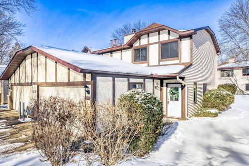 8787 Maplebrook Pkwy N, Brooklyn Park, MN, 55445-1931 | Card Image