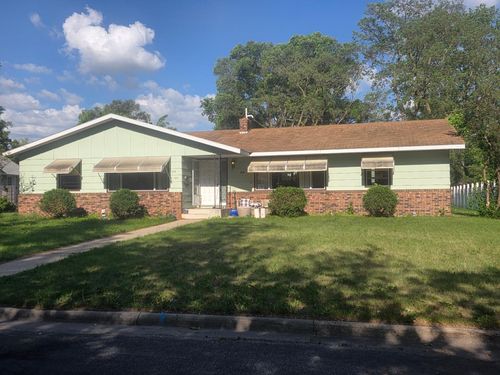 826 21st Ave N, Saint Cloud, MN, 56303-2627 | Card Image