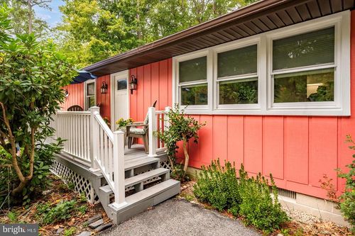 4 Surfers Way, OCEAN PINES, MD, 21811-1817 | Card Image