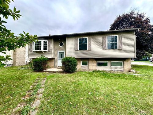 1817 W Porter Ave, Chesterton, IN, 46304 | Card Image