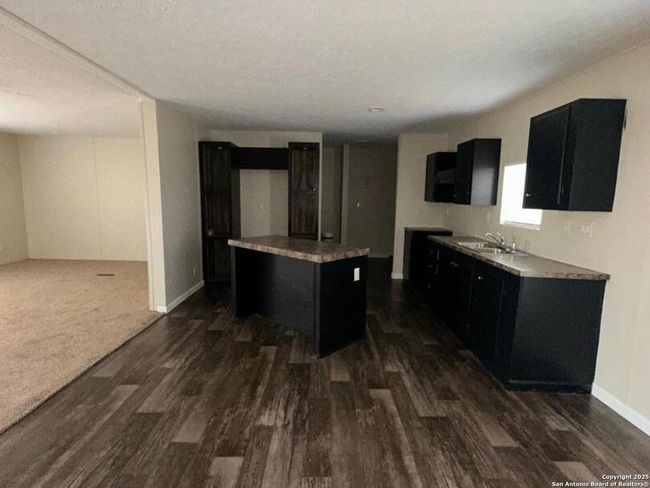 925 Pr 2630 Summit Orchard Ln, House other with 3 bedrooms, 2 bathrooms and null parking in Moore TX | Image 6