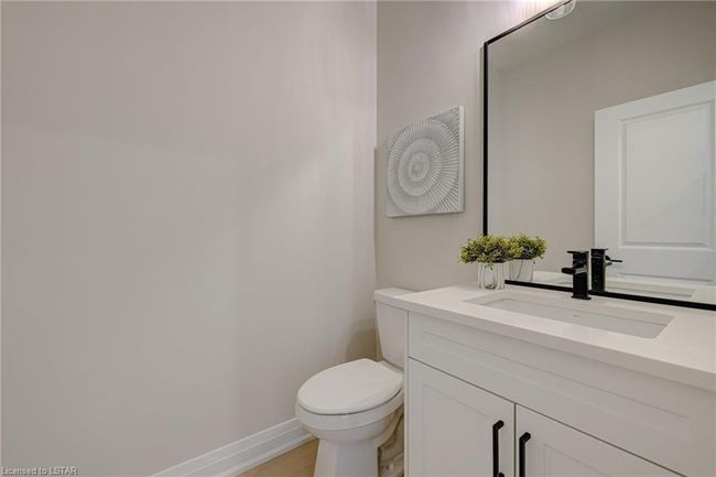 6477 Royal Magnolia Ave, House other with 3 bedrooms, 2 bathrooms and 2 parking in London ON | Image 12