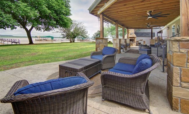 1047 Airport Rd, House other with 3 bedrooms, 2 bathrooms and null parking in Graford TX | Image 8