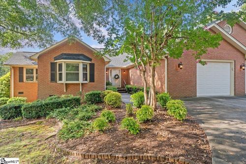 24 Fairoaks Dr, Greenville, SC, 29615-4340 | Card Image