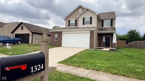 1324 Norton Dr, Greenwood, IN, 46143-6466 | Card Image