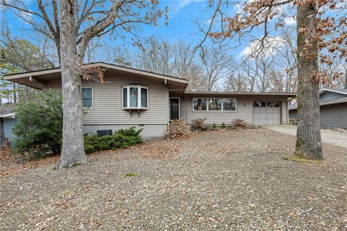 1 Syston Ln, Bella Vista, AR, 72714-4111 | Card Image