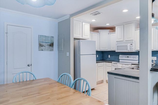 APT-229 - 4901 State Highway 361, Condo with 2 bedrooms, 2 bathrooms and null parking in Port Aransas TX | Image 12