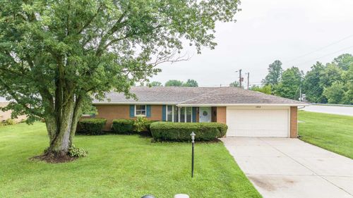 102 Tanglewood Dr, Anderson, IN, 46012-1023 | Card Image
