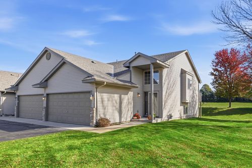 8302 Parkview Ave Ne, Elk River, MN, 55330-4588 | Card Image