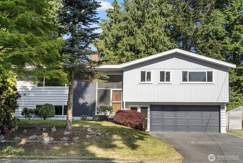 22109 93rd Pl W, Edmonds, WA, 98020-4511 | Card Image