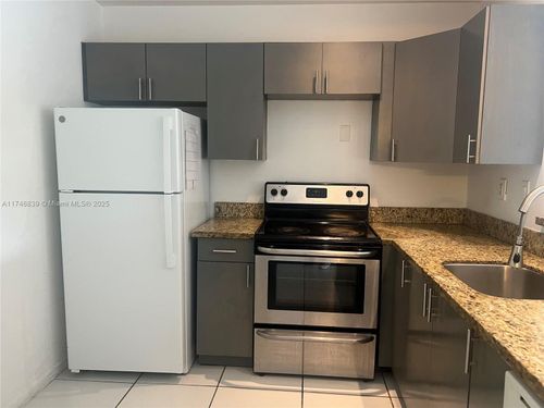 a417-12035 Ne 2nd Ave, North Miami, FL, 33161-5378 | Card Image