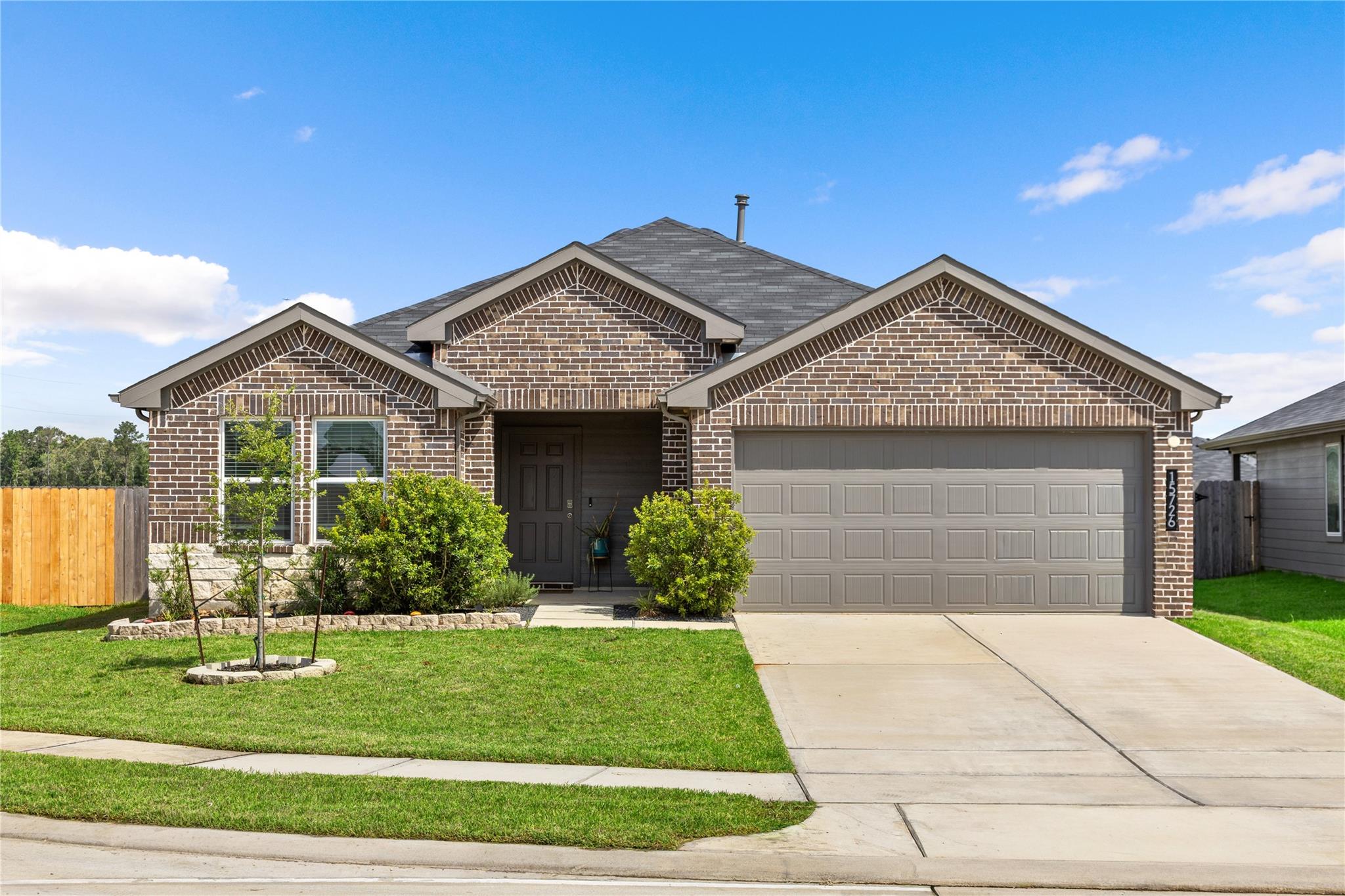 Residential Lease in Magnolia 4