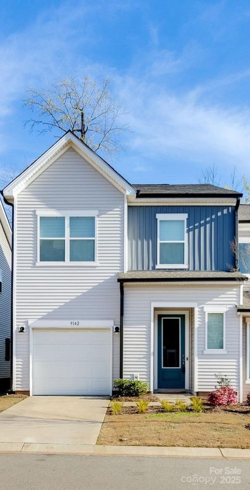 9142 Widden Way, Charlotte, NC, 28269-4931 | Card Image