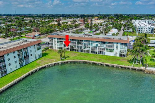 apt-108-2936 Lake Shore Dr, Riviera Beach, FL, 33404-4624 | Card Image