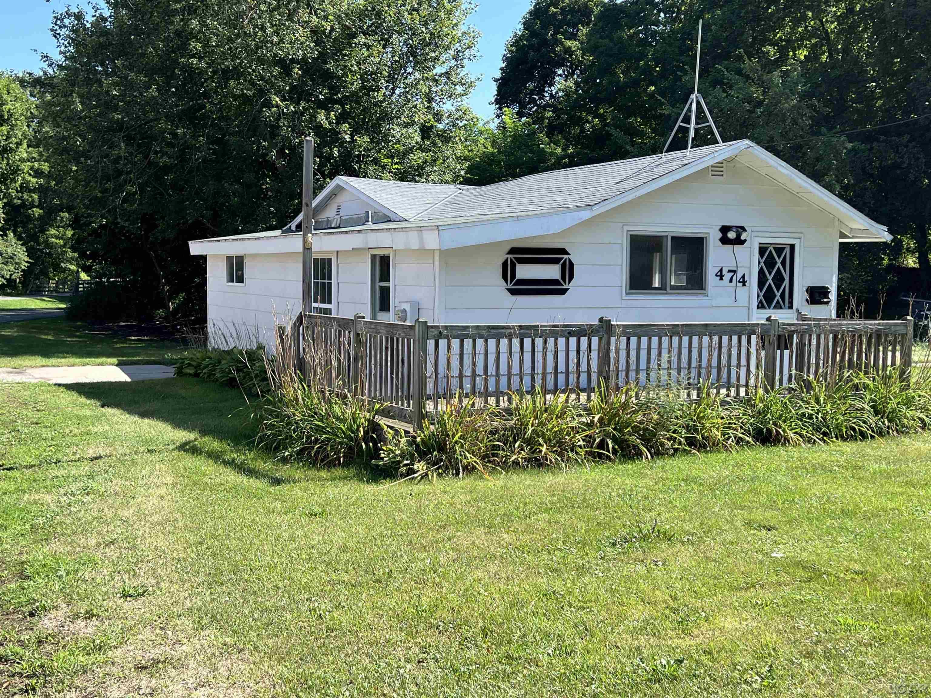 Merrick St, Adrian, MI 49221