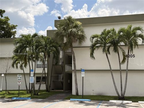 202-4205 N University Dr, Sunrise, FL, 33351 | Card Image