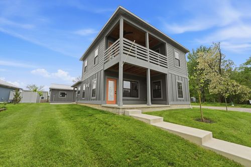 55 East St, Buckeye Lake, OH, 43008-7837 | Card Image