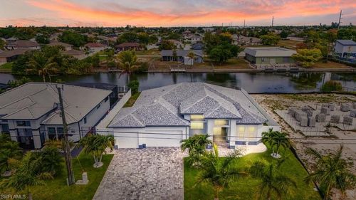21 Sw 21st St, Cape Coral, FL, 33991-4398 | Card Image
