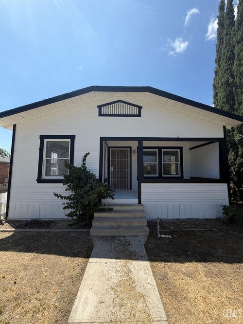 629 A Street, Taft, CA, 93268 | Card Image