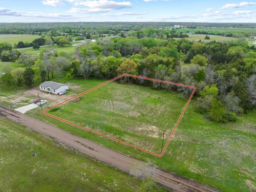 333 Hemby Way, Bonham, TX, 75418 | Card Image