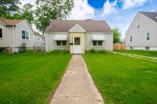 18342 Wildwood Ave, Lansing, IL, 60438-2922 | Card Image