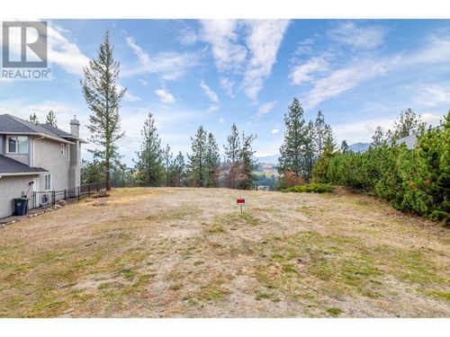 2017 Covington Cres, West Kelowna, BC, V1Z3M2 | Card Image